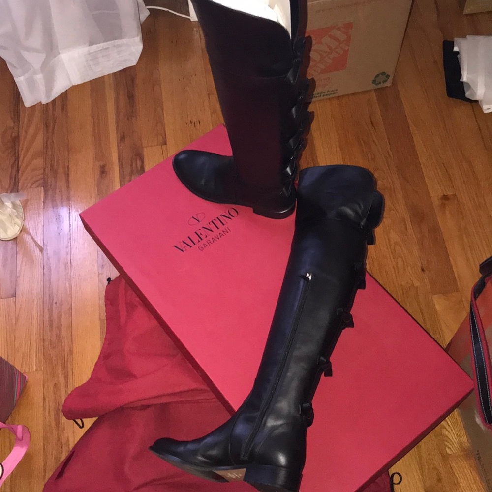 VALENTINO OVER THE KNEE BOW BOOTS 38 *WORN ONCE*
